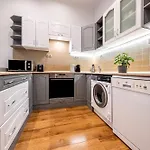 Downtown Comfort بودابست