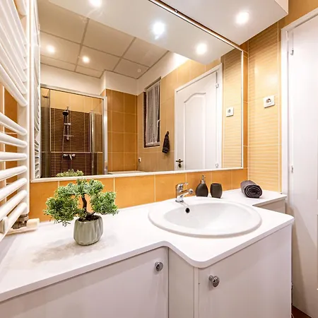 Downtown Comfort Διαμέρισμα Βουδαπέστη